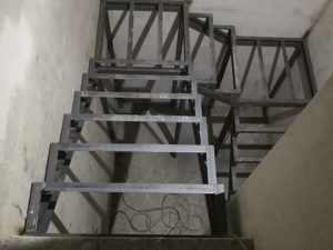 Металлические лестниц